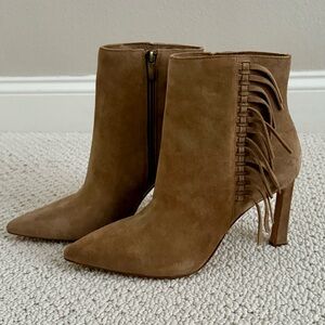 NWOT Vince Camuto Tan Suede Fringed Boots